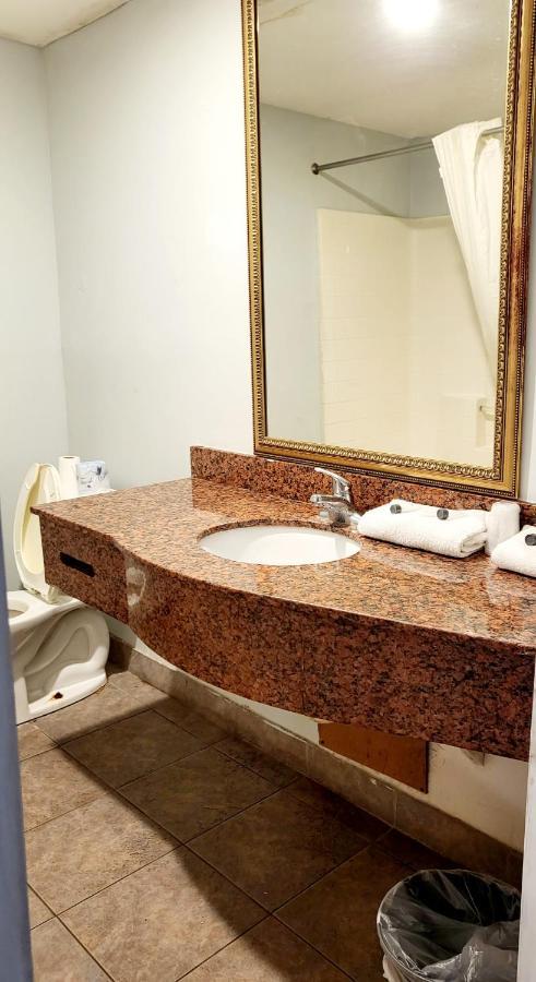 Metro Inn & Suites Τζάκσονβιλ Εξωτερικό φωτογραφία