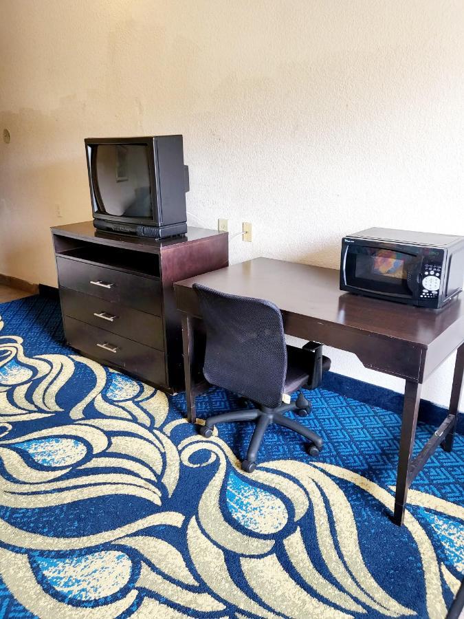 Metro Inn & Suites Τζάκσονβιλ Εξωτερικό φωτογραφία